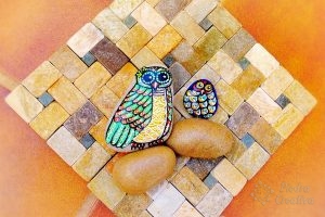 buhos en piedra 300x200 - Create your own Zoo with rock painting