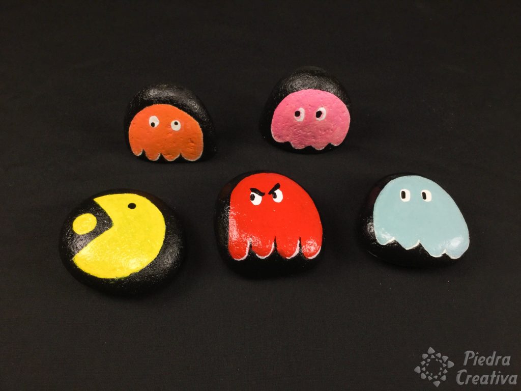 juego de pacman sobre piedras pintadas 1024x768 - PacMan en piedras pintadas. ¿Te atreves?