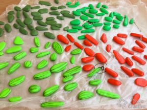 piedras pintadas para cactus 300x225 - How to paint cactus rocks