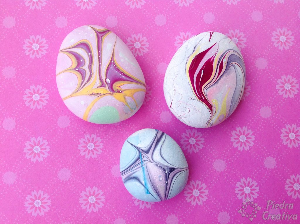 Pintando piedras con esmalteç