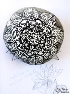 mandala en blanco y negro piedracreativa 224x300 - Sólo en blanco y negro