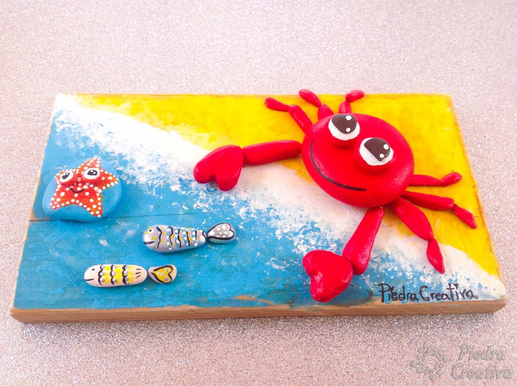 Cuadro decorativo cangrejo con piedras pintadas. PiedraCreativa